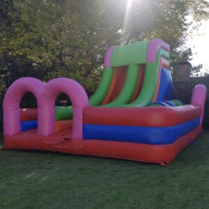 CIRCUITO CON TOBOGAN